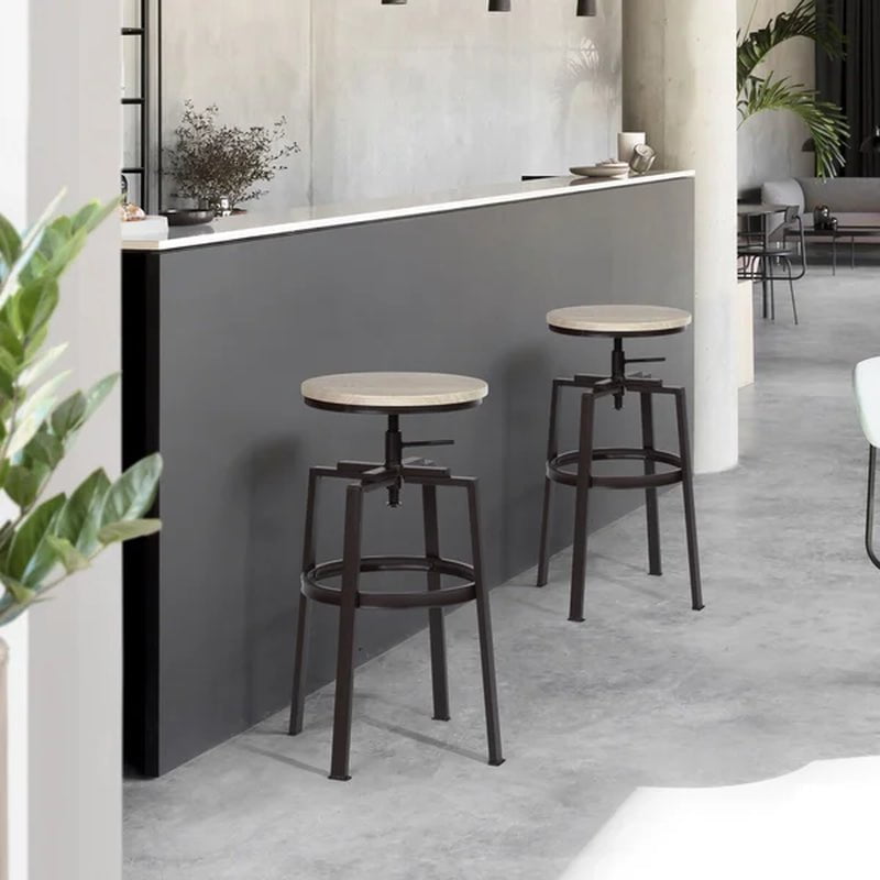 Tadcaster Swivel Lifting Height Bar Stool