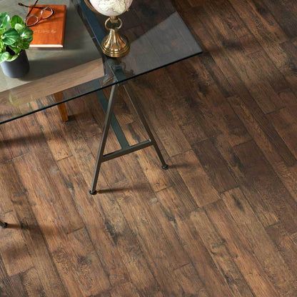 Outlast+ Somerton Auburn 12 Mm T X 7.5 In. W Waterproof Laminate Wood Flooring (549.6 Sqft/Pallet)