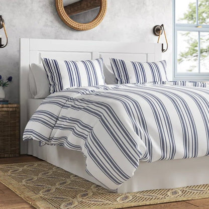 Mountie Comforter Set