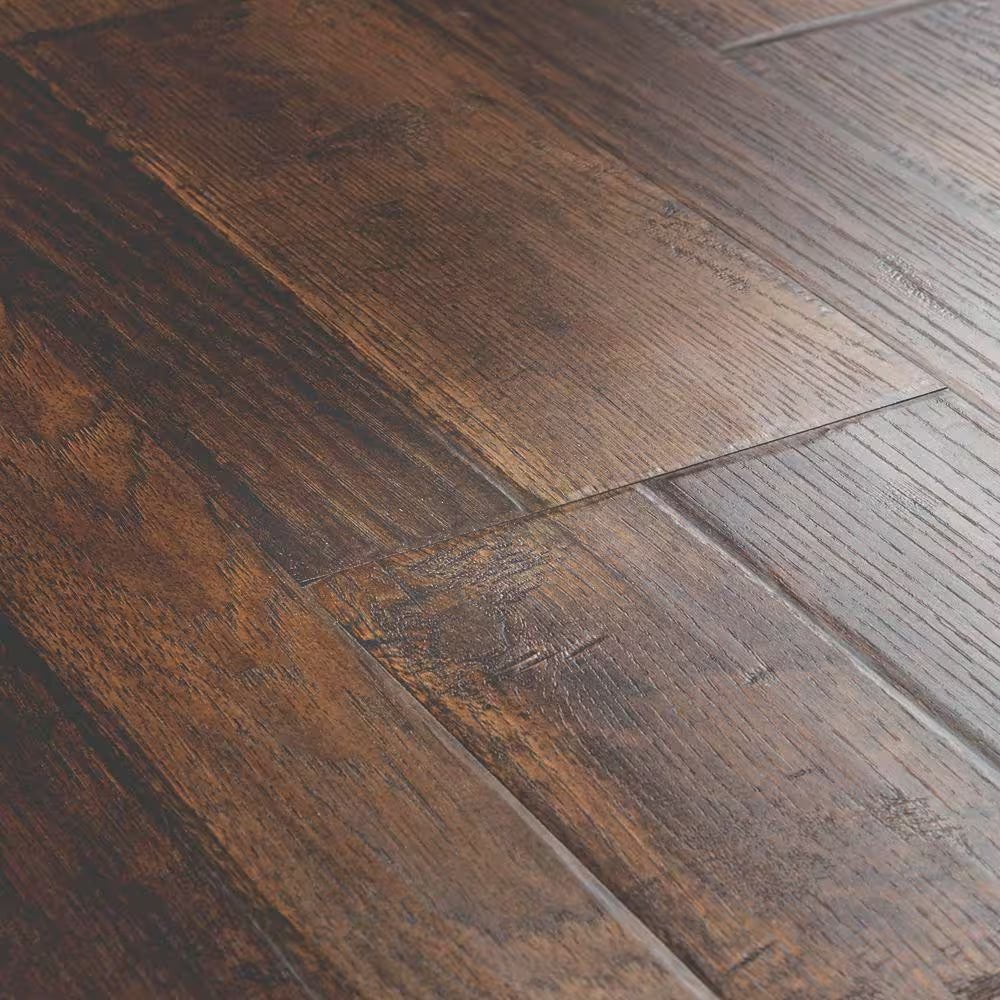 Outlast+ Somerton Auburn 12 Mm T X 7.5 In. W Waterproof Laminate Wood Flooring (549.6 Sqft/Pallet)