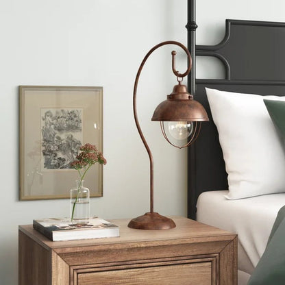 Wellfleet Metal Arched Lamp