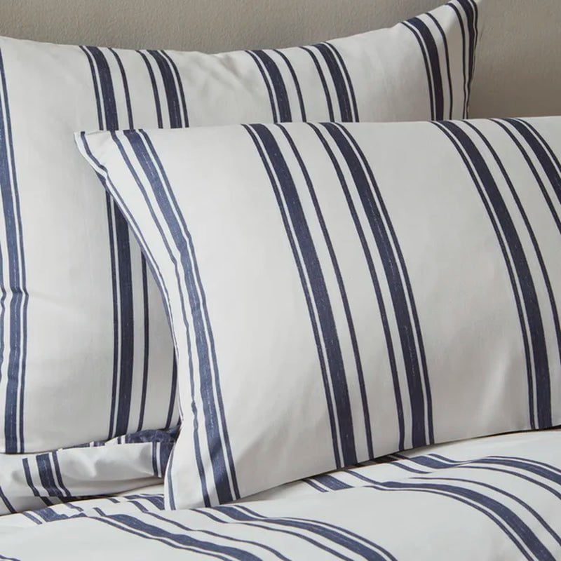 Mountie Comforter Set
