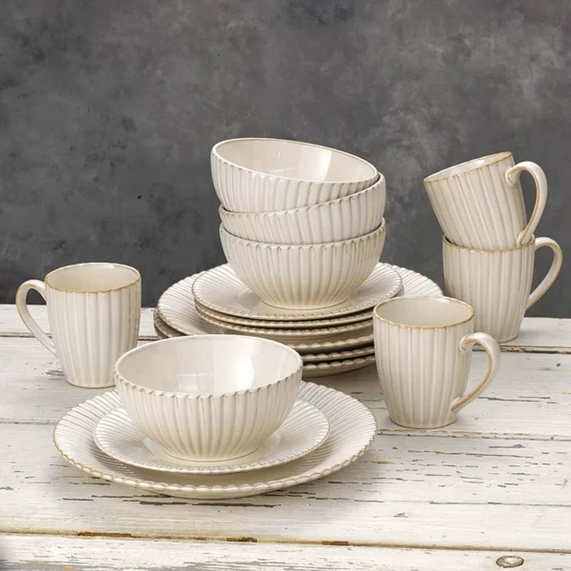 Stoneware Dinnerware Set - Service for 4