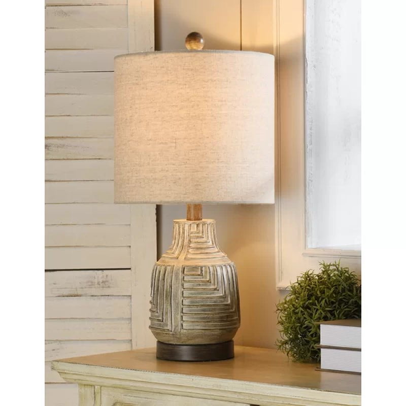 Haset Resin Table Lamp